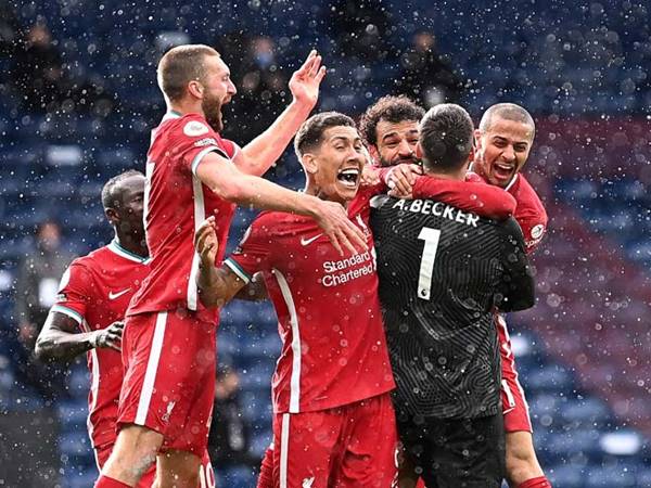 Khám phá bàn thắng của thủ môn Liverpool có gì hay?