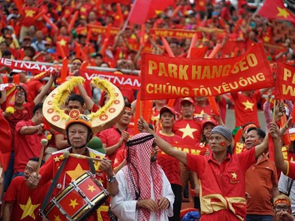 Cầu thủ thứ 12 là gì? Có ảnh hưởng thế nào đến bóng đá