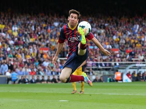 Cầu thủ Messi đá vị trí nào thể hiện tốt nhất kỹ năng?