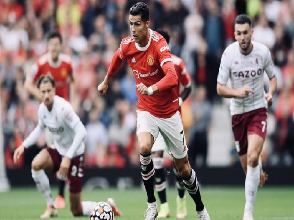 Trận đấu hay nhất mùa giải: Hat-trick nghẹt thở trước Tottenham – Ronaldo không phải người, anh là siêu nhân!
