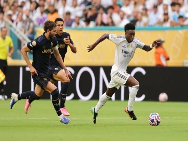 Bóng đá Ý: Manuel Locatelli hài lòng dù để thua Real Madrid