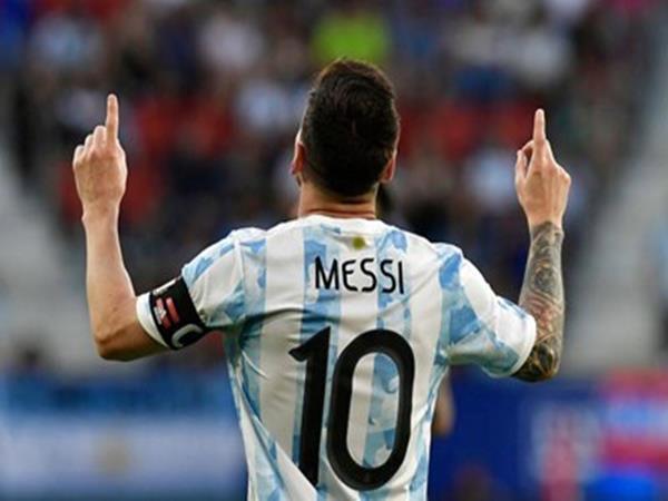 Số áo Messi tại đội tuyển quốc gia Argentina
