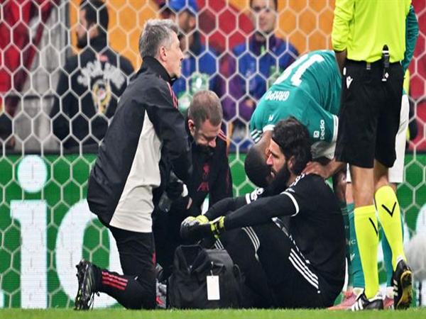 Tin Liverpool: Alisson chấn thương, nghỉ thi đấu 6 tuần