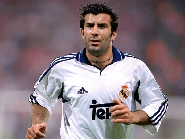 Tin Real Madrid 2/10: Luis Figo suýt gia nhập Liverpool