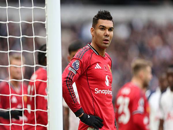 Chuyển nhượng MU: Cập nhật hợp đồng với Casemiro