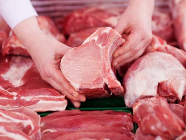 Ngủ mơ thấy mua thịt heo là điềm gì, đen hay đỏ?