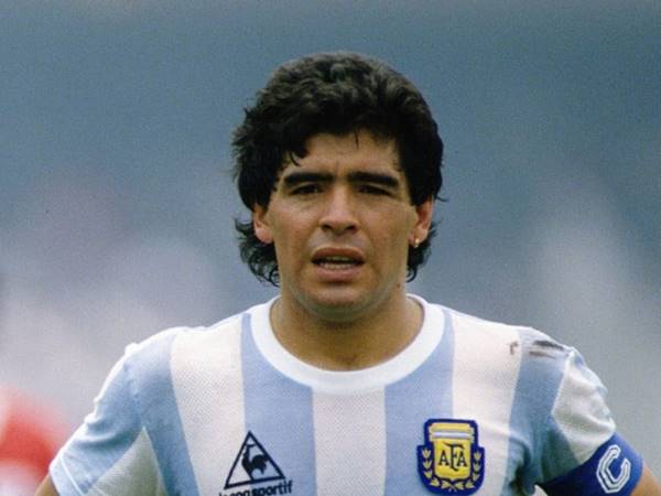 huyền thoại bóng đá Argentina vĩ đại nhất