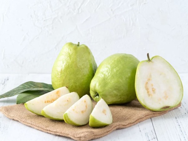 Nằm mơ thấy ăn ổi là điềm gì, chọn liền tay số mấy?